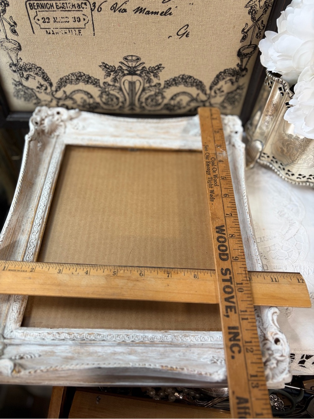 Vintage painted wood white gold picture frame - Picture 4 of 7